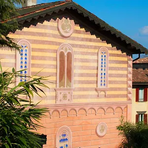 Palazzo Rivola Italia